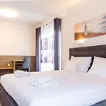 Sunny Adriatic Апартаменты Пореч