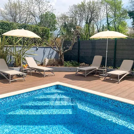 아파트 Sunny Adriatic 포레치