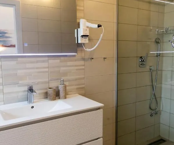 Sunny Adriatic 포레치